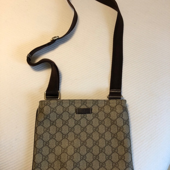 Gucci crossbody messenger bag - Picture 3 of 4